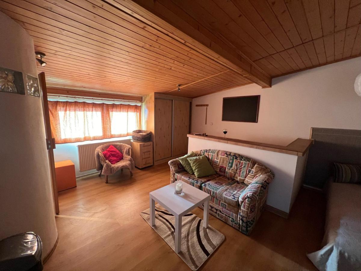 Visual Apartman Komárno Екстериор снимка